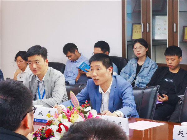 cdce9a559f054cfe78fa07a2897a4d0_副本.jpg